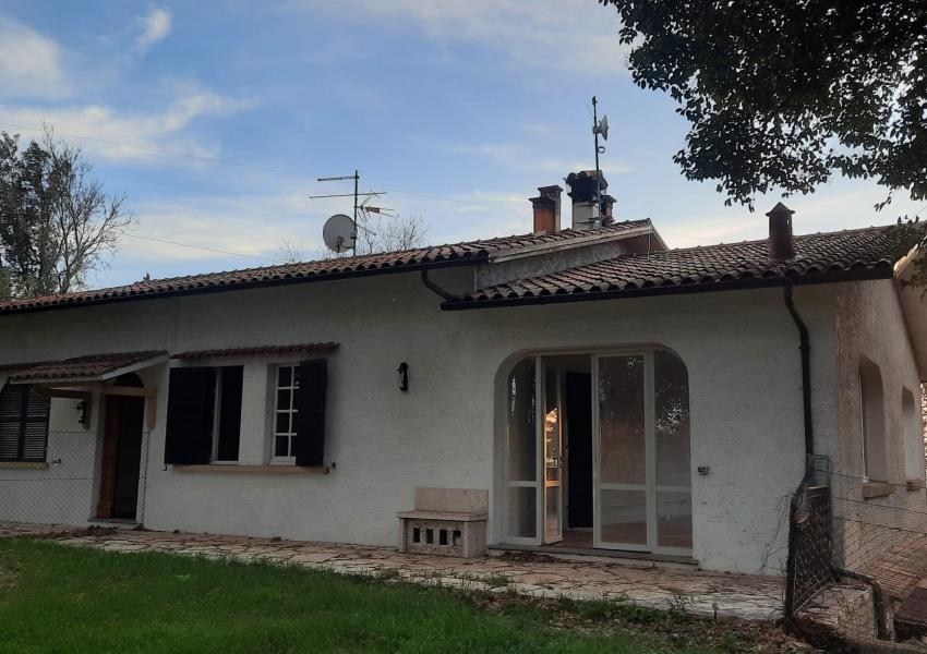 Pesaro, zona Santa Veneranda - Casa Schiera / Porz.Casa in Affitto | Foto 3